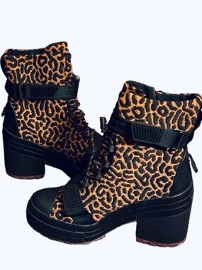 Size 8 CONVERSE Chuck Taylor All Star GR82 Leopard Boots Shoes Women’s Ankle
